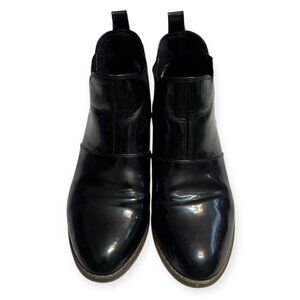 Rocket Dog Black Patent Chelsea Ankle Boots Women's US 9 Pull-On Side Low Heel